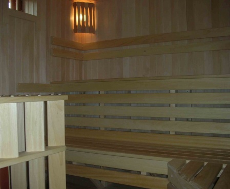 Строительство бани внутри дома с купелью в Московской области